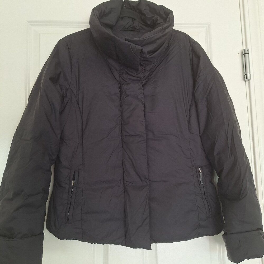 Weekend MaxMara Black Puffer Jacket size‎ M